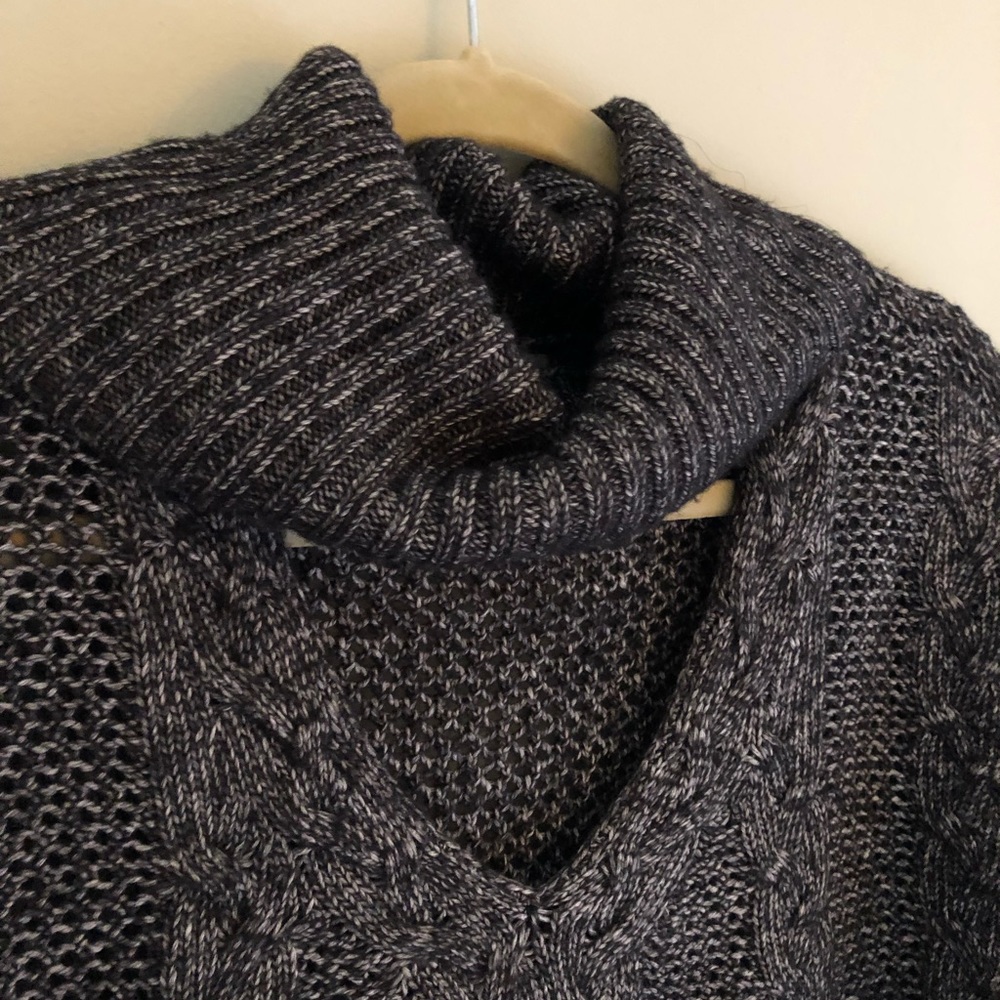 Uo Sweater - image 3